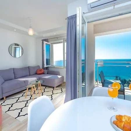 Horizon View *